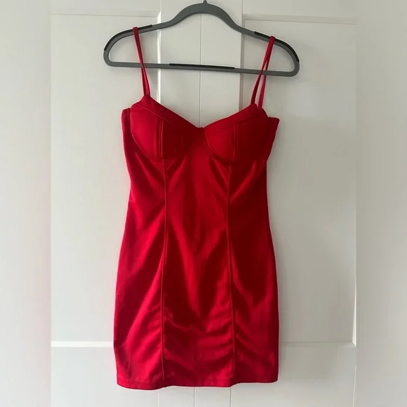 green emerald velvet dress Ella Red Off Shoulder Formal Dress - US 0 main image 0